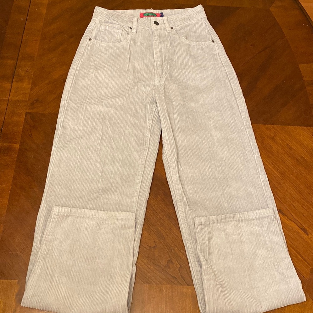 size woman’s 0, flared, brand empyre